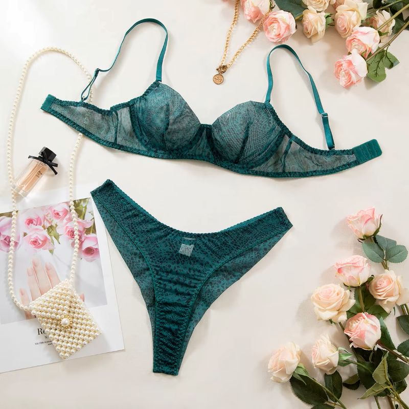 Plunge Bra Push Up - 2pcs/Set Woman Lingerie Gathering Ultra Thin